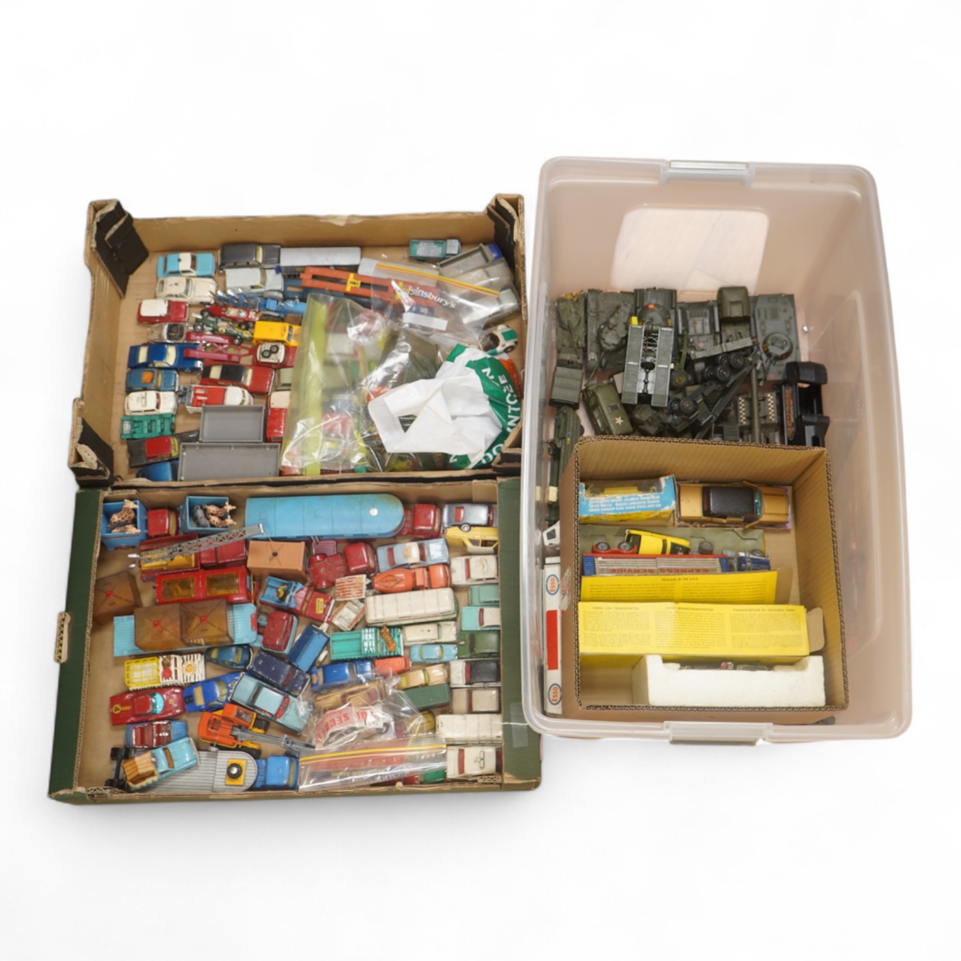 A collection of diecast vehicles by Dinky Toys, Corgi Toys, Husky, Matchbox Series, etc. including a good selection of French Dinky Toys military vehicles, original Chipperfields Circus vehicles, cars, commercial vehicle